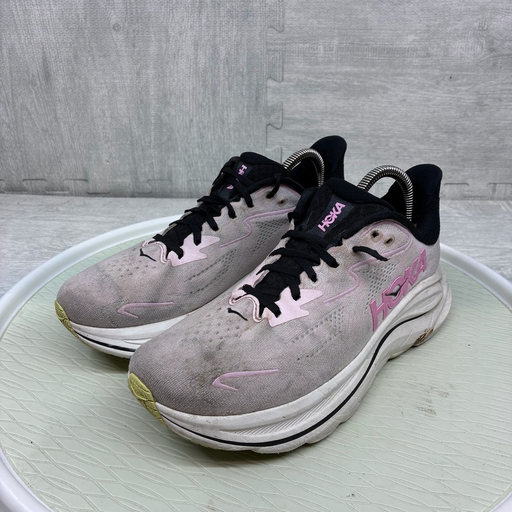 Hoka Clifton 10 Running Shoes Women's 9.5 Pink Black Sneakers 1162031 CTNS